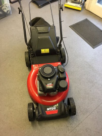 Газонокосилка бензиновая несамоходная MTD SMART 46 PO
