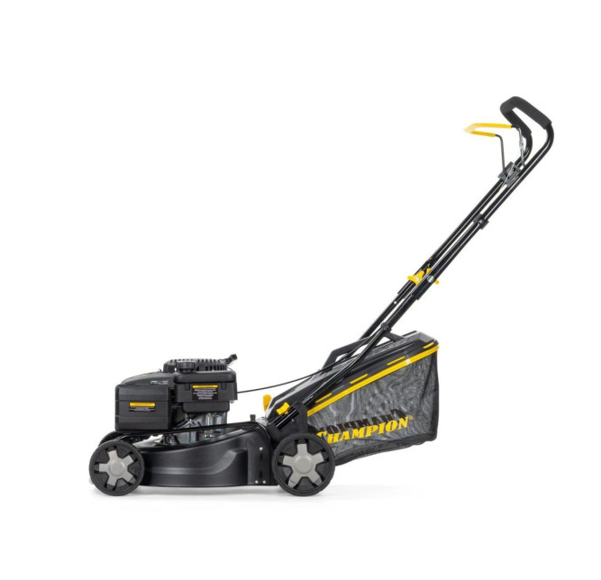 Газонокосилка бензиновая Champion LM4222 в Санкт-Петербурге