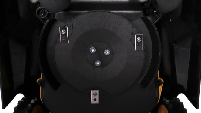 Газонокосилка-робот CHAMPION RMB2428