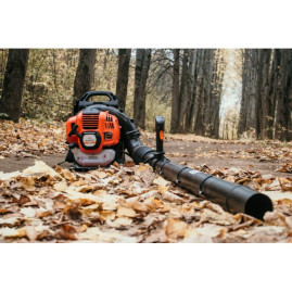 Воздуходувка бензиновая VILLARTEC BX 532