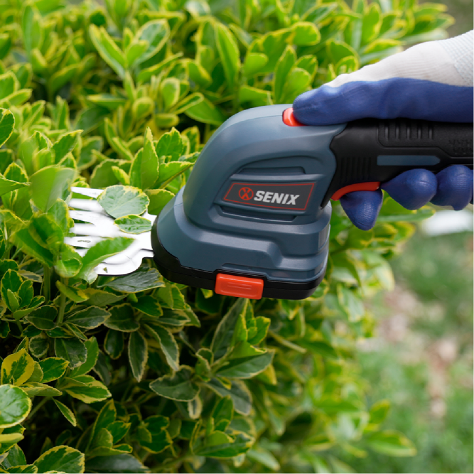 Кусторез аккумуляторный SENIX GSS1-L-EU