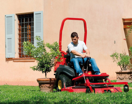 Райдер Gianni Ferrari Zero-Turn Turbo Z, 23 л.с.