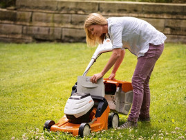 Газонокосилка аккумуляторная Stihl RМА 443.0 C SET (AP 200, AL 101)