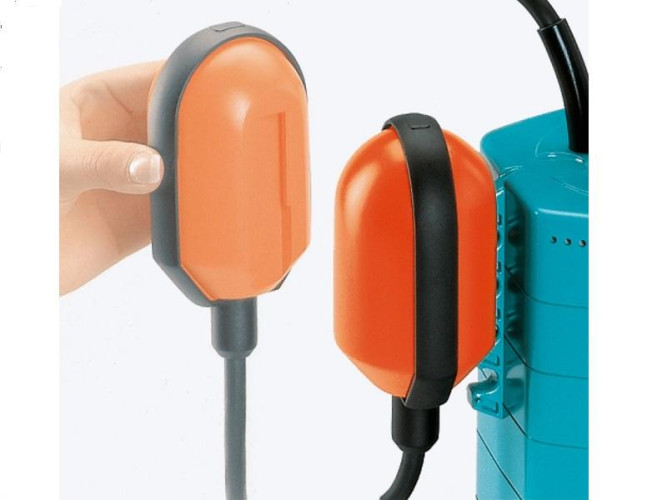 Насос дренажный для чистой воды GARDENA  7000 Classic 01780