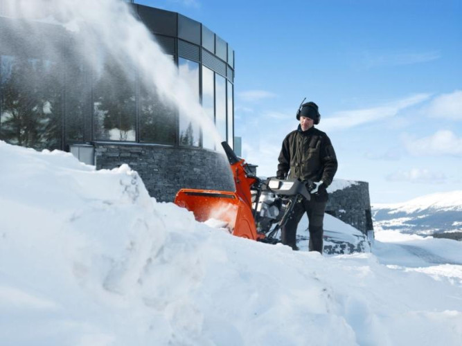 Снегоуборщик Husqvarna ST 268EP 9619100-38