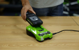 Быстрое зарядное устройство Greenworks  Арт. 2946407, 24V, 4А
