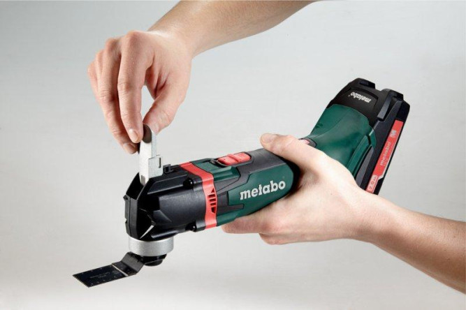 Аккумуляторный универсальный инструмент Metabo MT 18 LTX Compact 613021890