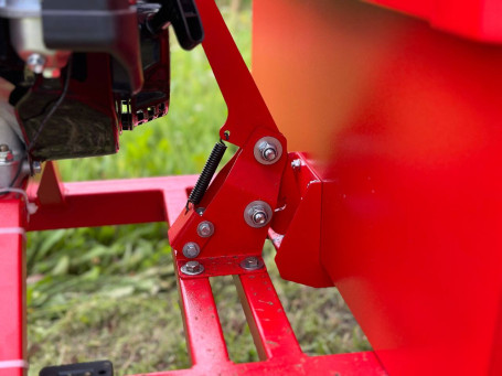 Пылесос садовый прицепной Zimani GVCT1000 (Россия)