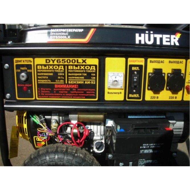 Бензогенератор Huter DY6500LX, с колесами и аккумулятором