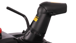 Снегоуборщик бензиновый Champion ST246