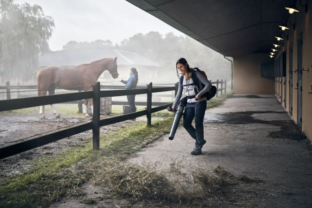 Аккумуляторный воздуходув ранцевый Husqvarna 340iBT New