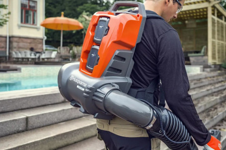 Аккумуляторный воздуходув ранцевый Husqvarna 340iBT New