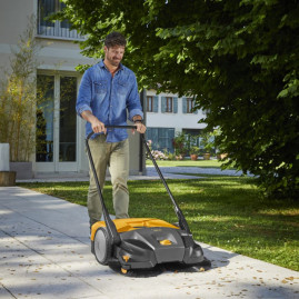 Механическая подметальная машина Stiga SWP 577