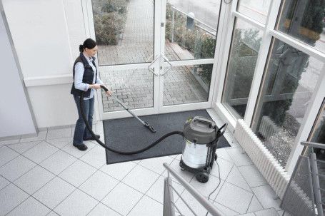 Пылесос влажной и сухой уборки Karcher NT 70/2 Me Classic Edition  1.667-306.0