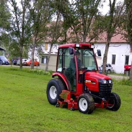 Многофункциональный трактор Shibaura ST333 HST 33 л.с.