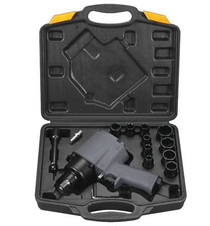 Пневмогайковерт ударный FUBAG IW720 1/2" С НАБОРОМ В КЕЙСЕ