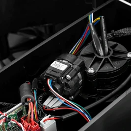 Газонокосилка робот Caiman L400i Deluxe (60 А*ч)