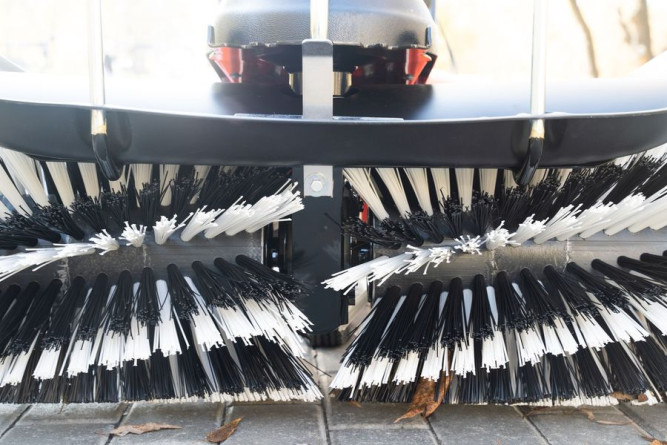 Подметально-уборочная машина TIELBUERGER TK38 (двигатель Honda GCV160)