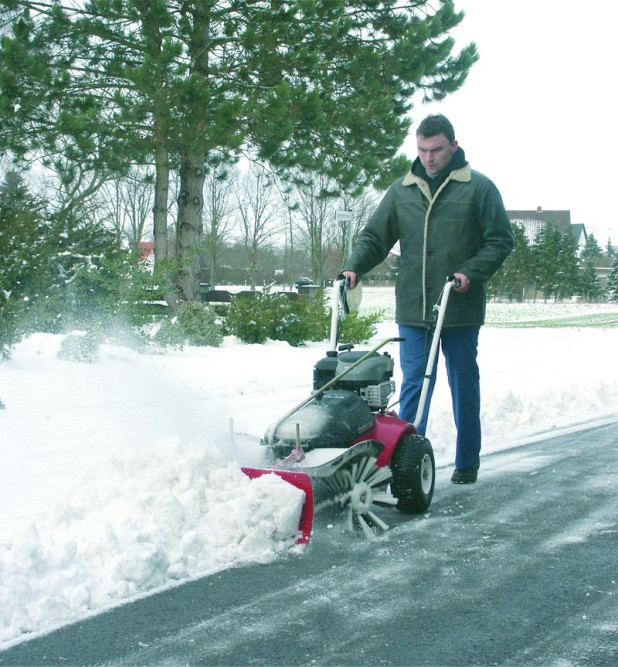 Подметально-уборочная машина TIELBUERGER TK38 (двигатель Honda GCV160)