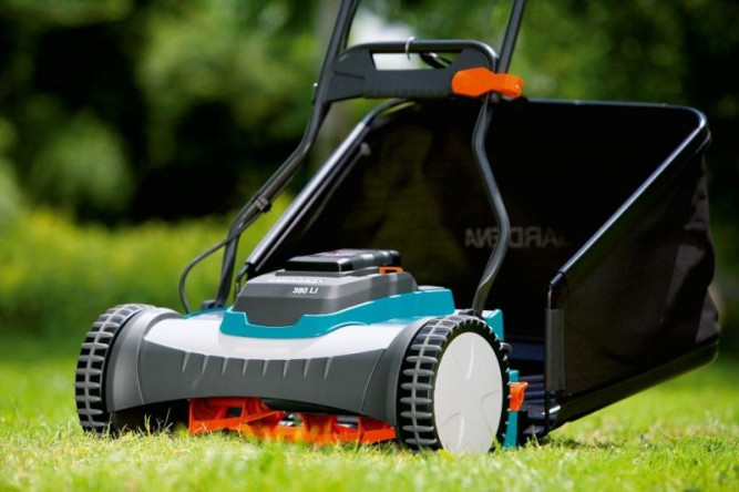 Газонокосилка барабанная аккумуляторная GARDENA 380Li 04025