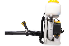 Опрыскиватель-распылитель CHAMPION PS157