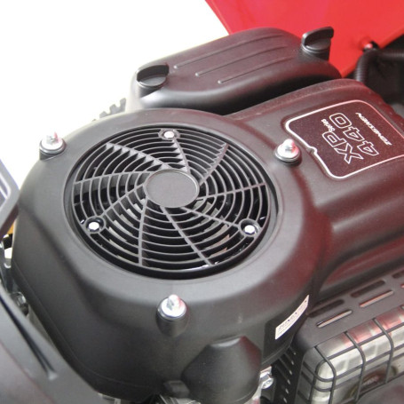 Садовый мини-трактор EVOline TRG 84 CH