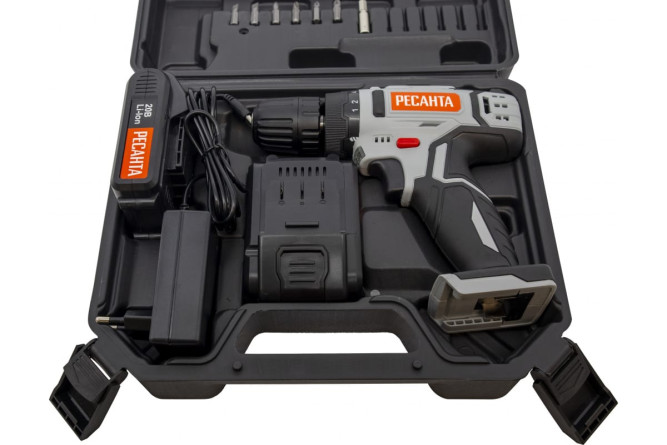 Дрель-шуруповерт аккумуляторная Ресанта ДА-20-2ЛК (2,0 А/ч)