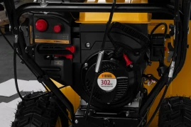 Бензиновая снегоуборочная машина DENZEL SBL 711D PRO