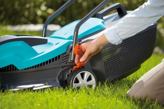 Газонокосилка электрическая GARDENA PowerMax 1200/32 05032-20.000.00 в Екатеринбурге