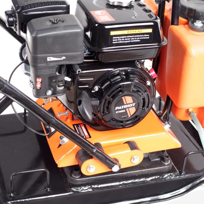 Виброплита PATRIOT VT-100LB