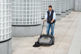 Подметальная машина Karcher KM 70/30 C Bp  1.517-211.0