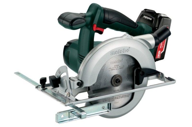 Аккумуляторная ручная дисковая пила Metabo KSA 18 LTX 602268870