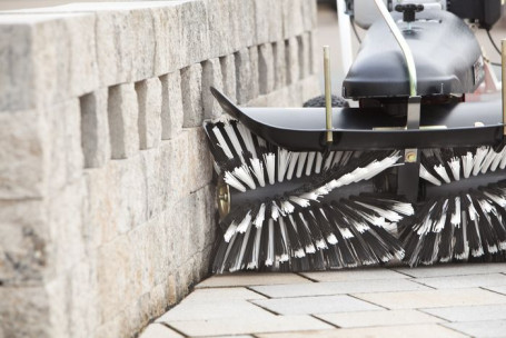 Подметально-уборочная машина TIELBUERGER TK58 Professional (Honda GXV160)