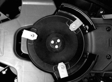 Газонокосилка-робот GARDENA R50Li 04077