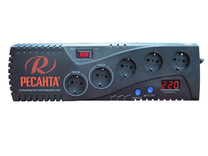 Бытовой стабилизатор напряжения Ресанта С500