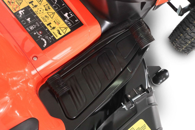 Садовый трактор YARD FOX T 108SCH