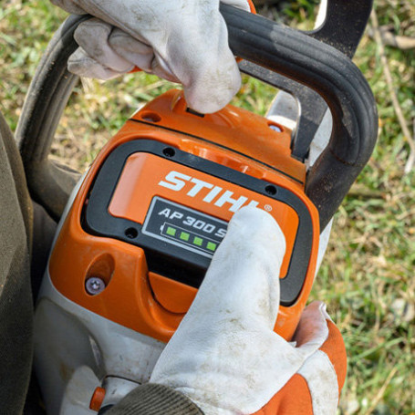 Аккумуляторная пила STIHL MSA 220 C-BQ 16" (40см) 3/8"P 1.3 55 зв. без аккумулятора
