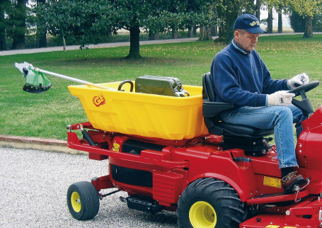 Многофункциональная машина Gianni Ferrari SR 280 DW 28 л.с.