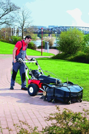 Подметально-уборочная машина TIELBUERGER TK48 Professional HYDRO (Honda GXV160)