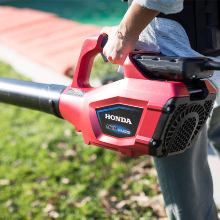 Аккумуляторная воздуходувка Honda HHB 36 AXB E