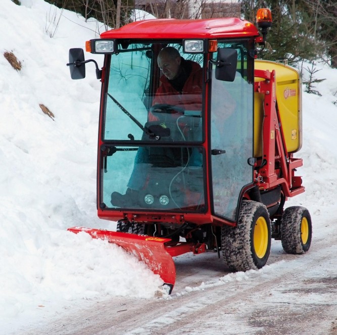 Многофункциональная машина Gianni Ferrari PG 220 D 22 л.с.