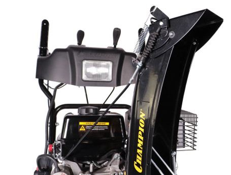 Снегоуборщик Champion ST 861