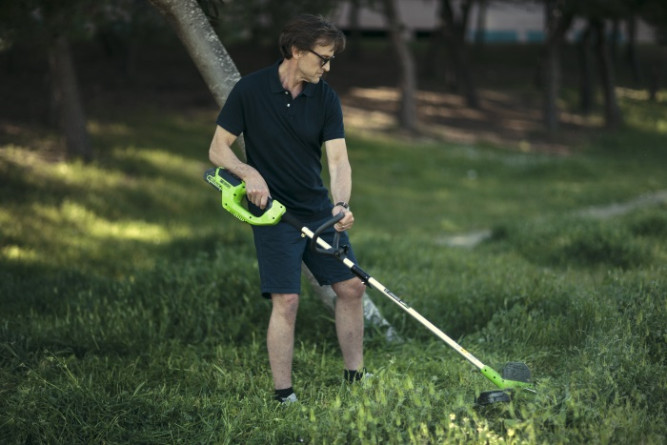 Аккумуляторный Триммер Greenworks G-MAX 40V G40LT30