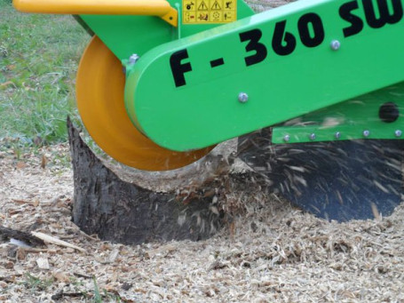 Измельчитель пней Laski F 360 SW/11