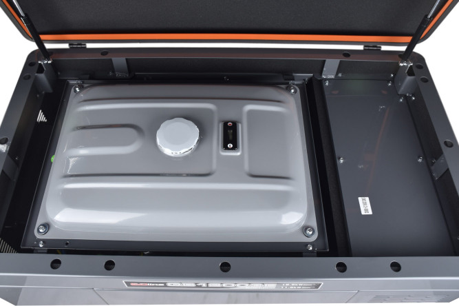 Бензогенератор в шумозащитном кожухе EVOline QB 12003 E