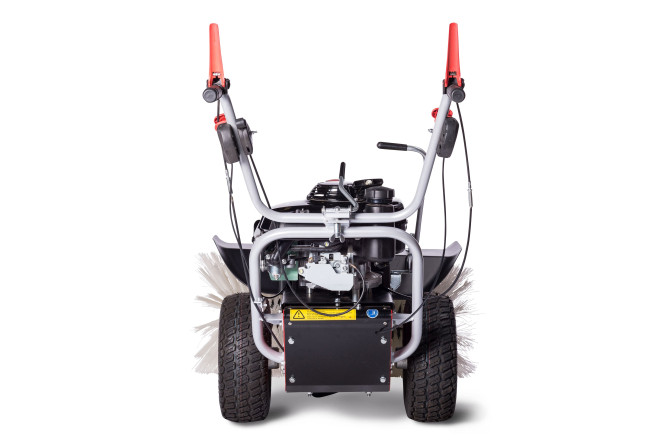 Профессиональная подметально-уборочная машина Limpar 104 Pro Honda (со щеткой для снега и грязи)