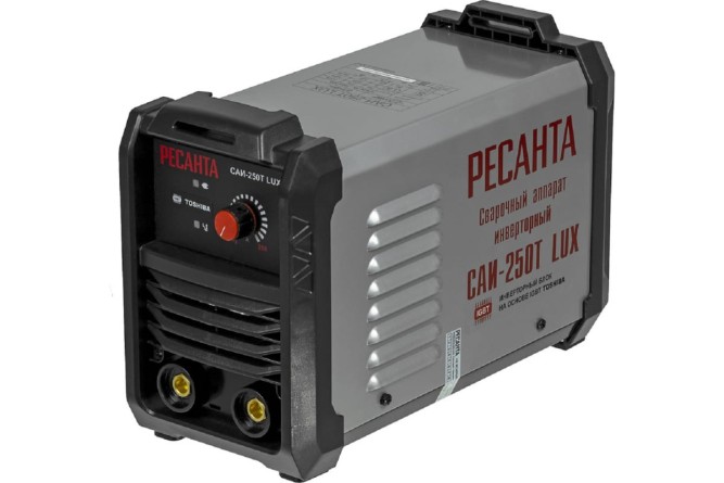 Инверторный сварочный аппарат Ресанта САИ-250Т LUX