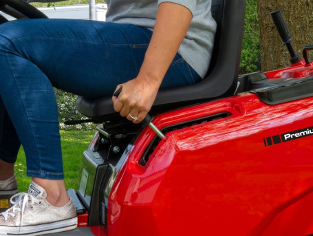 Трактор газонный Solo by AL-KO E-Rider R 85.1 Li