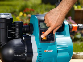 Насос напорный автоматический GARDENA 5000/5E LCD Comfort 01759