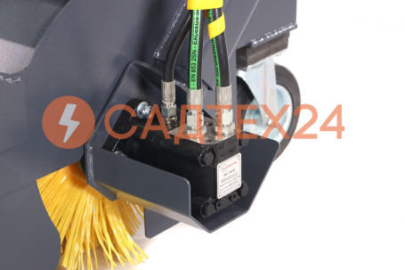 Щетка бункерная Baumech ширина 110 см